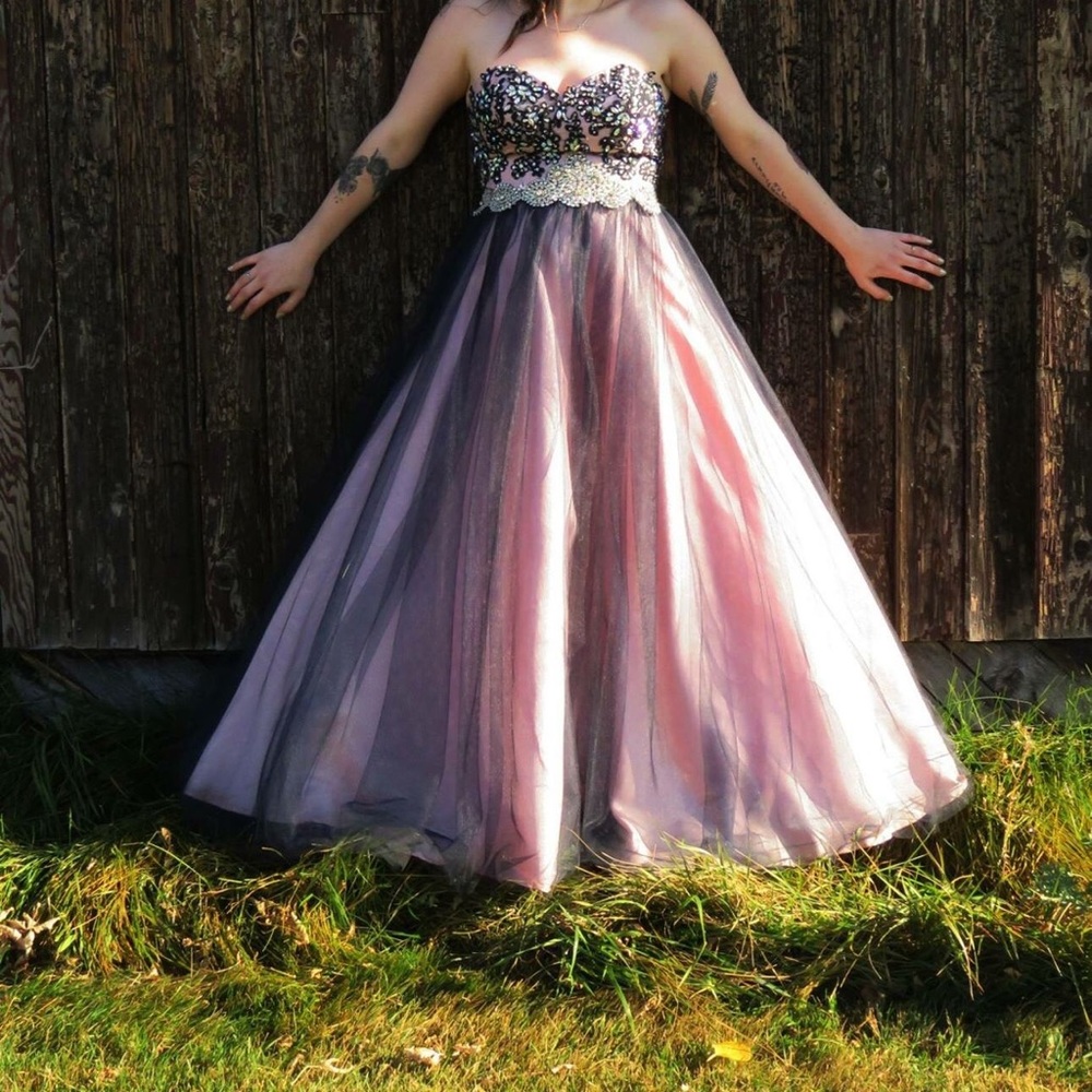 Alyce Paris Graduation Dress size 8 (with lacing back)